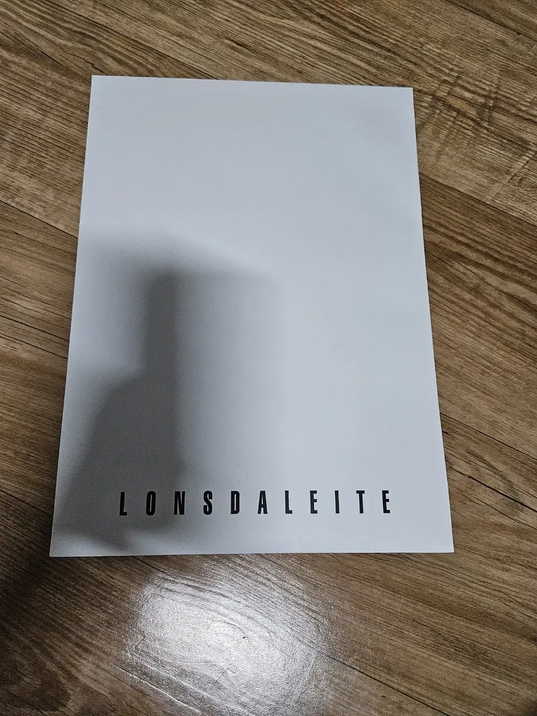 백현 LONSDALEITE MD 미니포스터 세트  일괄 판매합니다~!