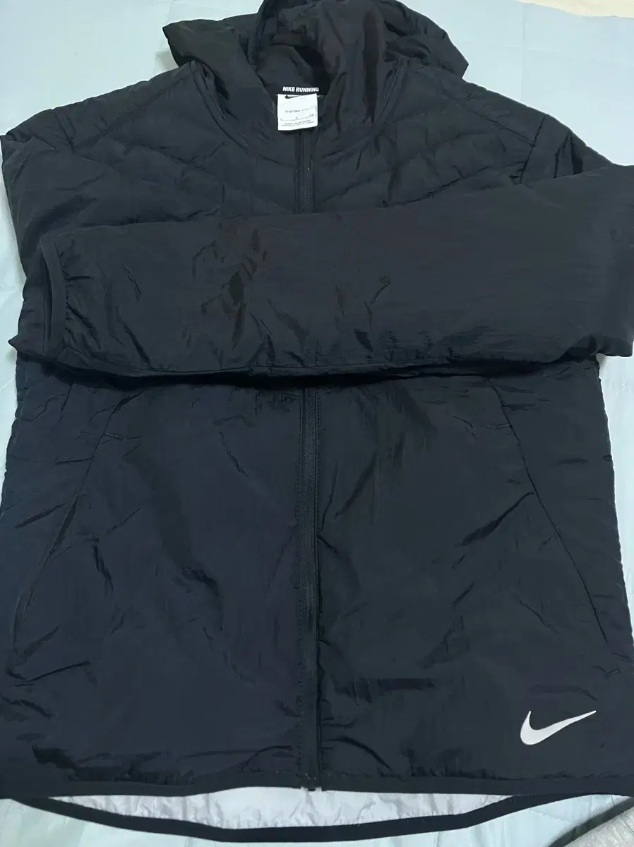 Nike Aerolayer Repel Hooded Running Jacket DJ0570-010