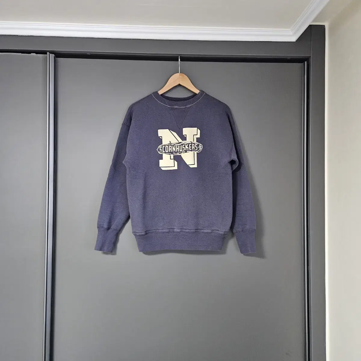 [40] Warehouse Logo Sweatshirt / Warehouse Weha