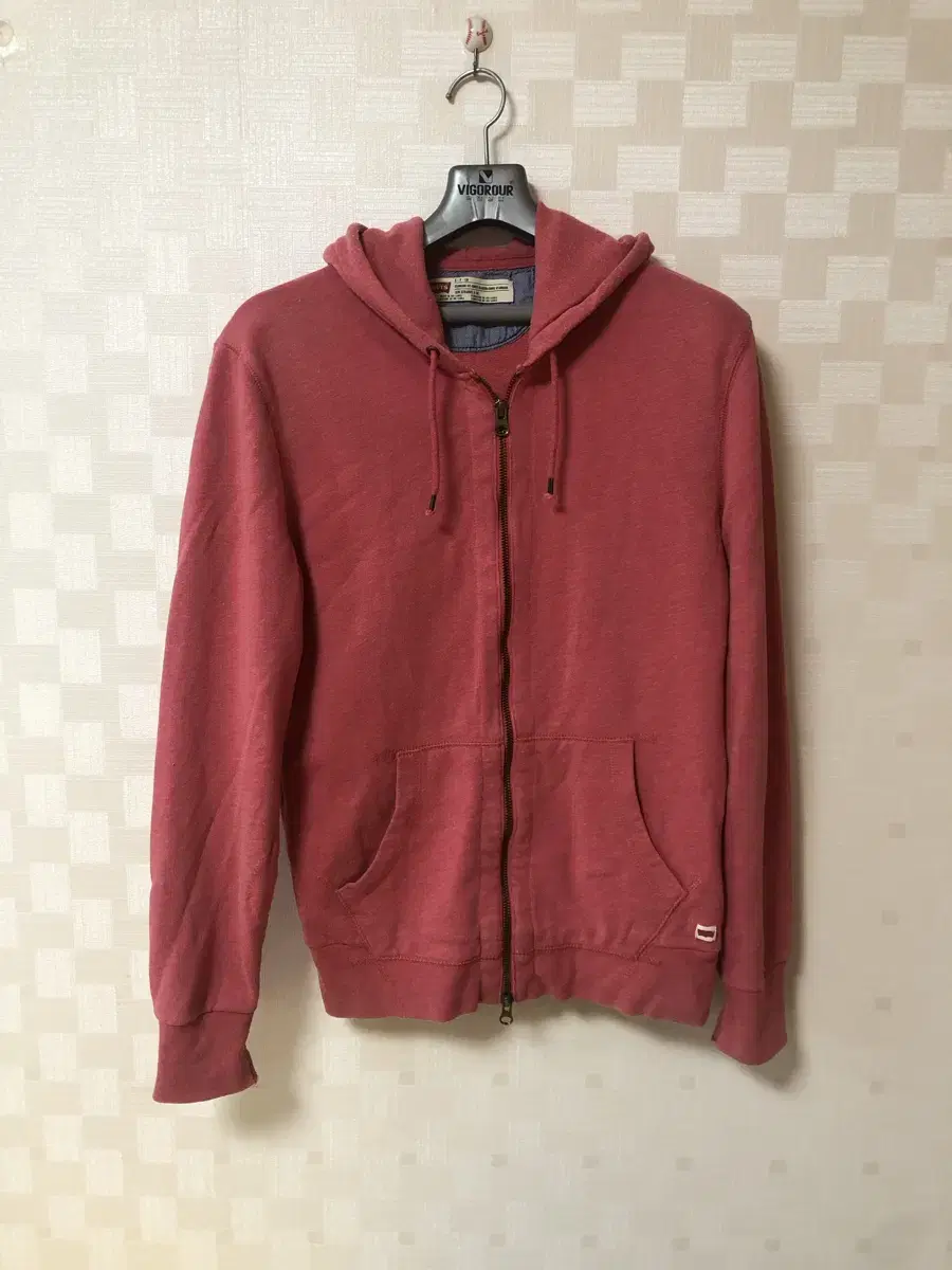 Levi's Hooded Zip Up 95-100