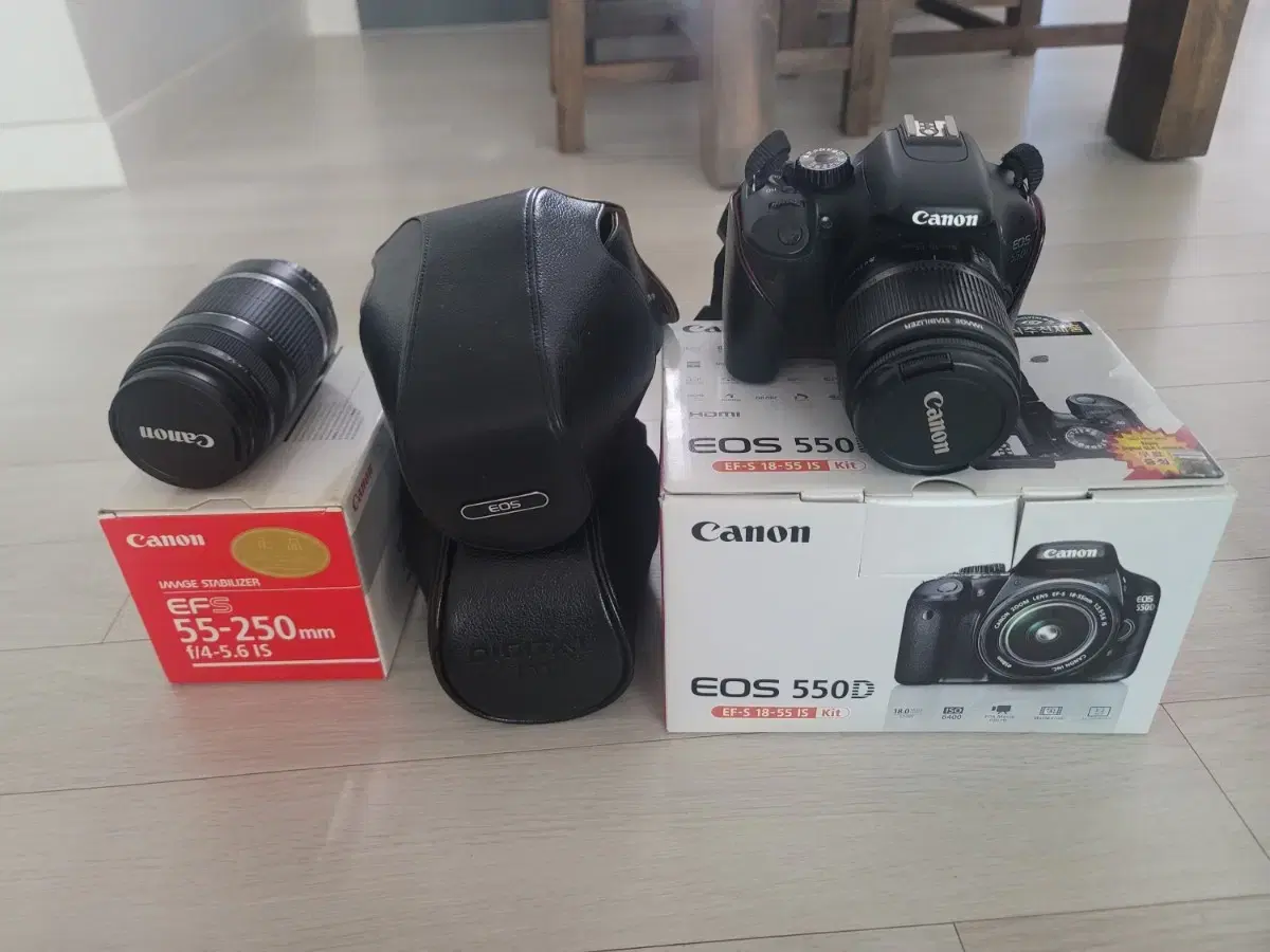 EOS 550D 카메라 외 렌즈세트 포함