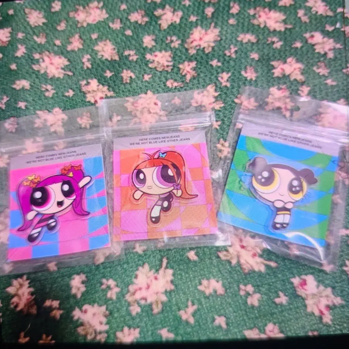 New Jeans Powerpuff Girls Grip Talk sells (individual)