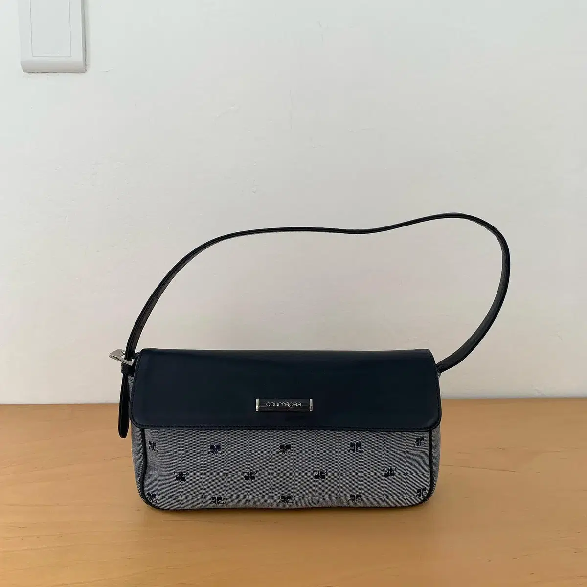 90s Courreges Cross Bag 빈티지 꾸레쥬쿠레쥬숄더백바게트