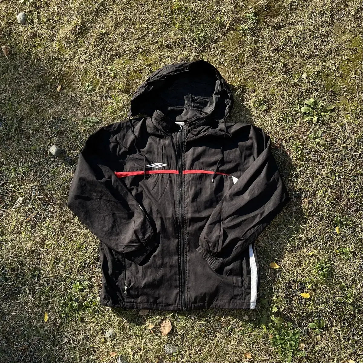 UMBRO Black & Red Windbreaker (L-XL)