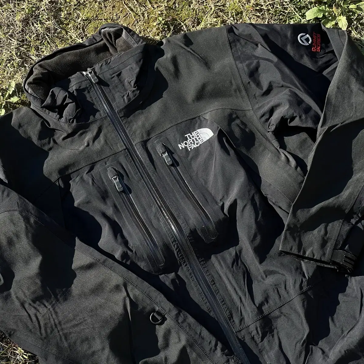 North Face Gore-Tex Windbreaker(M)