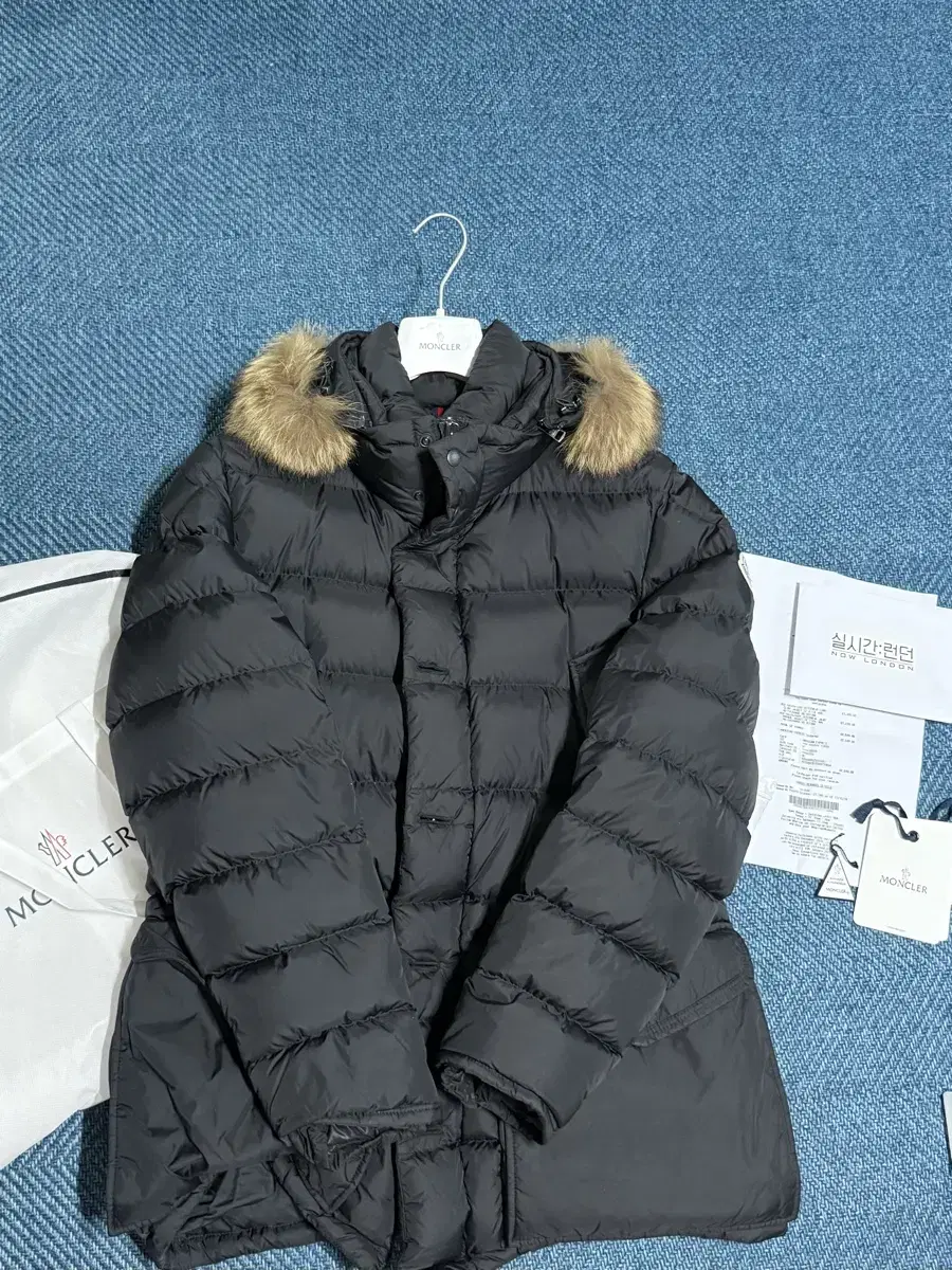 [4] Moncler Clooney Black