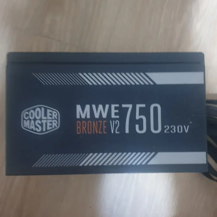 쿨러마스터 750W 브론즈 파워 팝니다