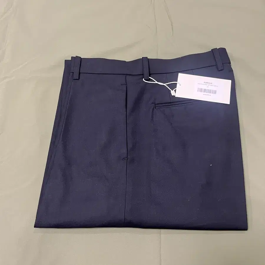 아우브아워 seasonless wide tuck slacks 3