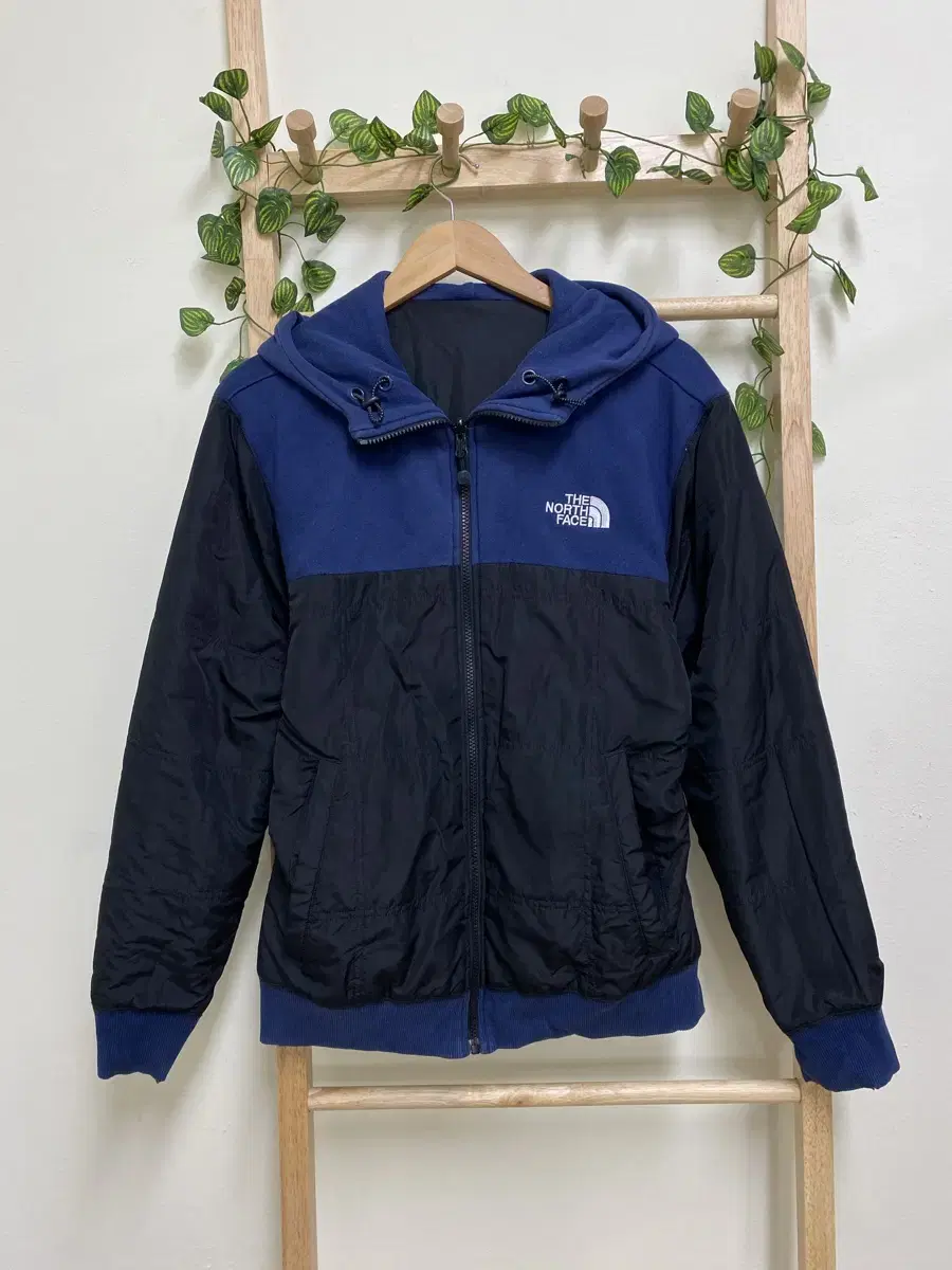 The North Face Reversible Padding/Hooded Zip-up