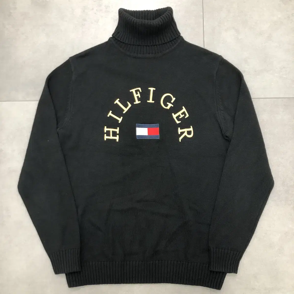 Tommy Hilfiger Embroidered Turtleneck Cotton Knit Sweater L