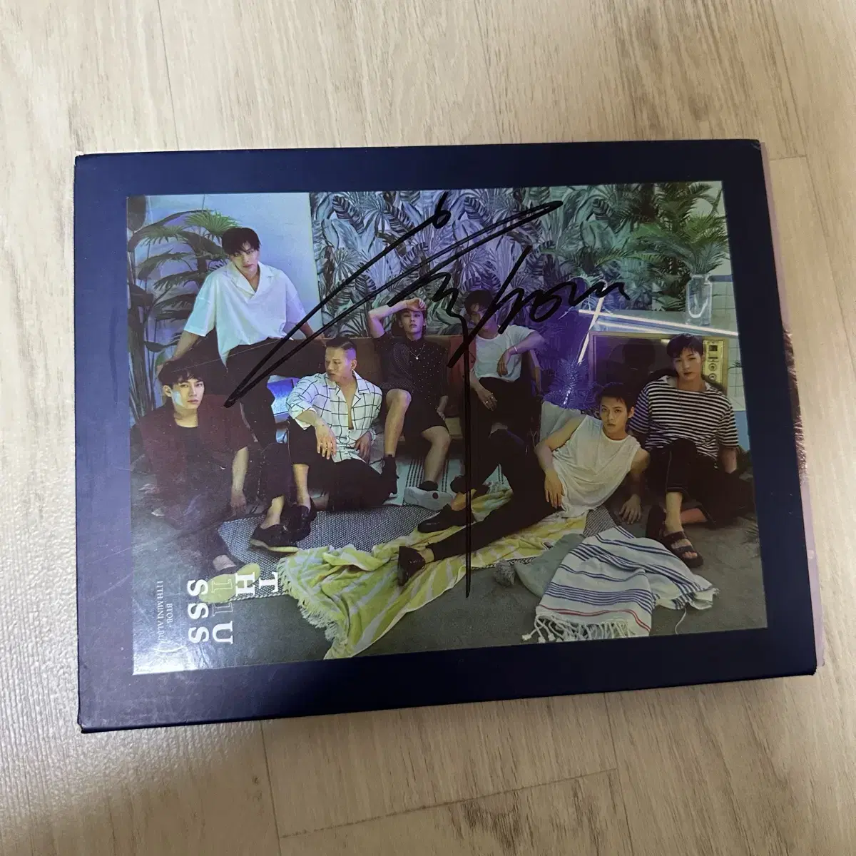 BTOB yook sungjae handwritten sign album