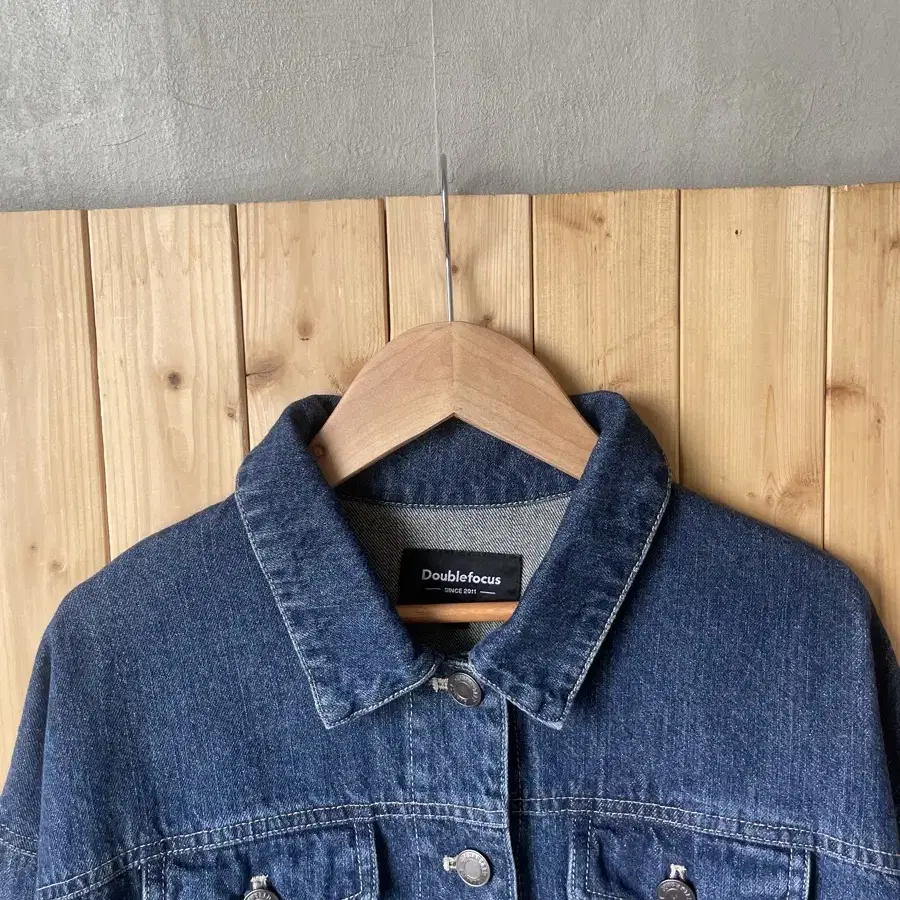 Double focus Denim Jacket