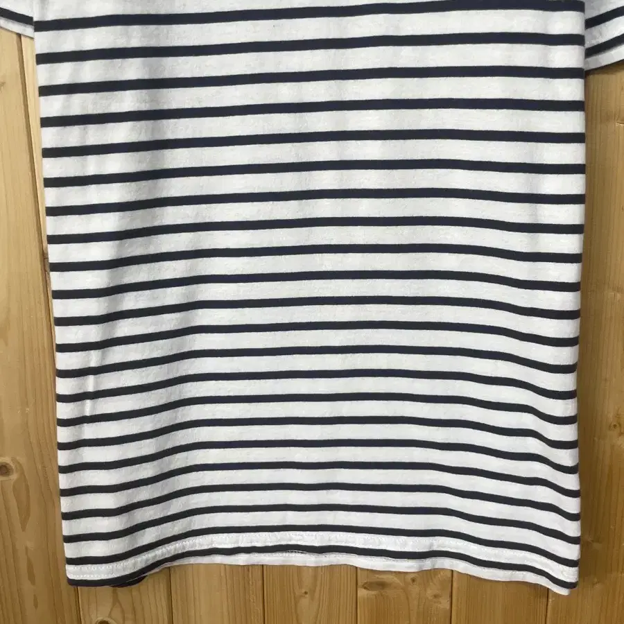 Back Number Stripe T-shirt