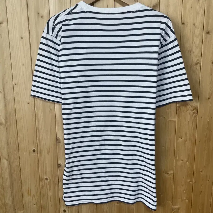 Back Number Stripe T-shirt