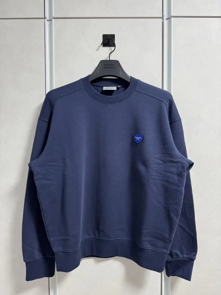 Karlheart WIP Heart Patch Sweatshirt Man-to-Man Navy S