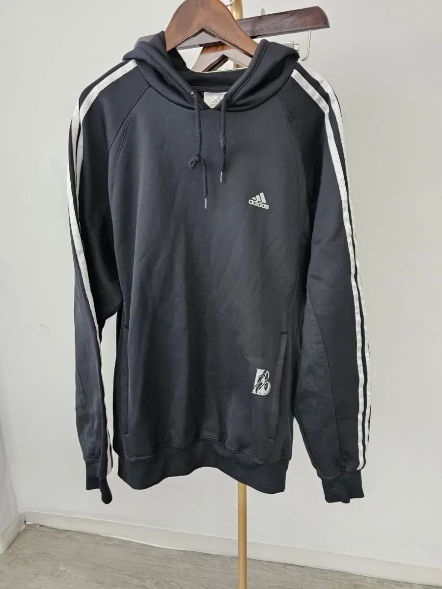 adidas Jersey Hoodie L