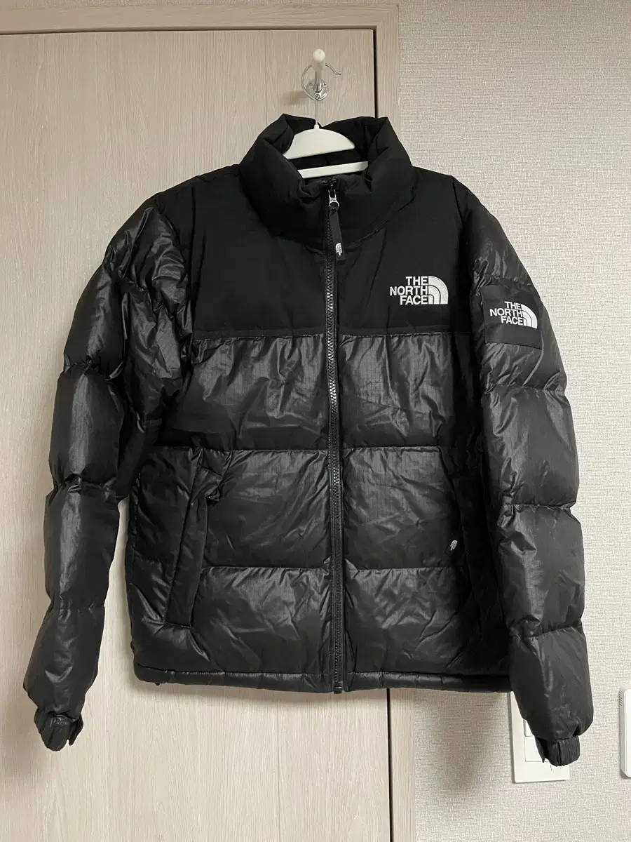 The North Face White Belle Novelty Knopsie Down Jacket Black NJ1DN50J size S