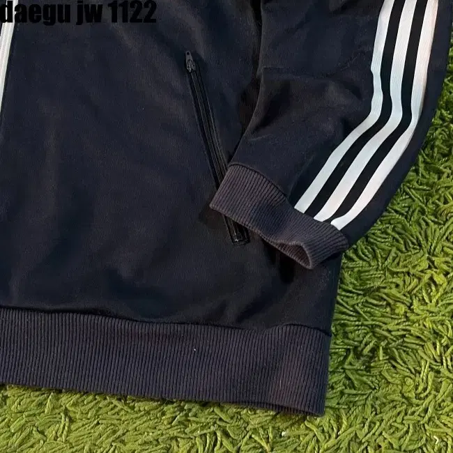 110 ADIDAS ZIPUP 아디다스 집업