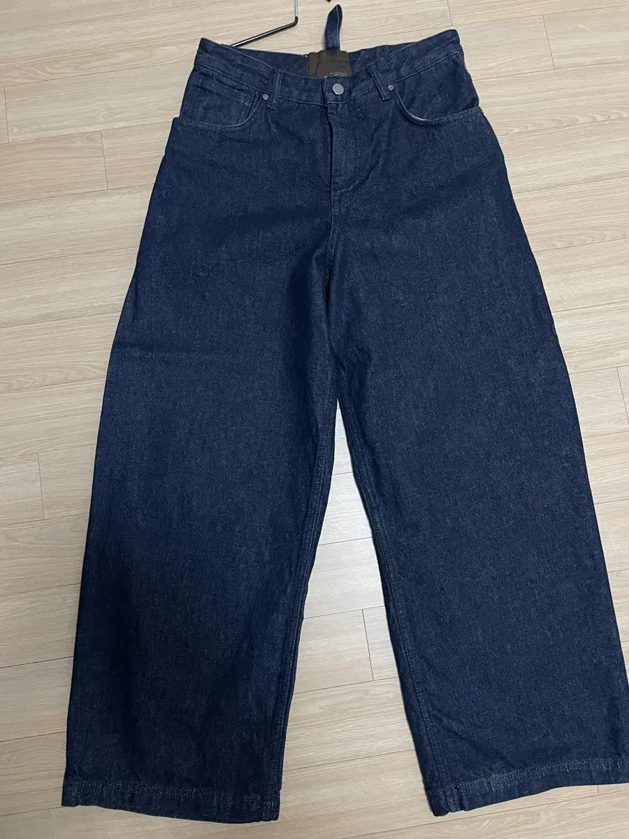 Zara StudiosNicole Balloon Denim Size 29