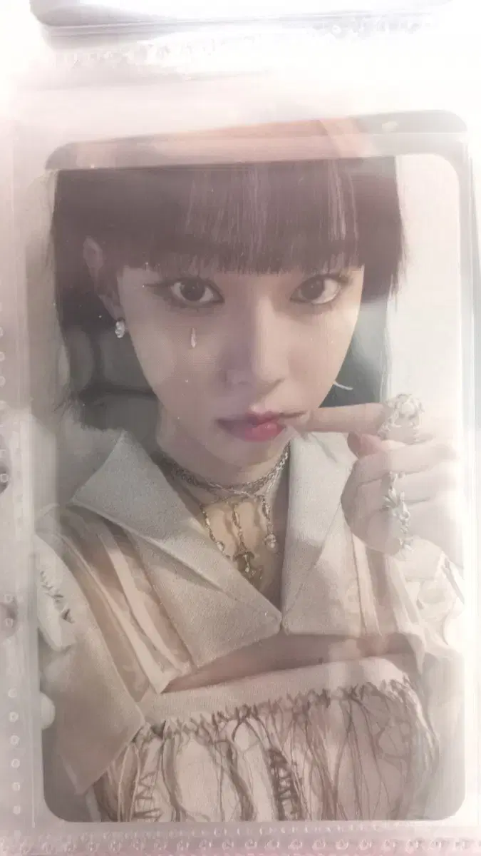 aespa winter photocard sells tearswinter toothachewinter lightstickwinter