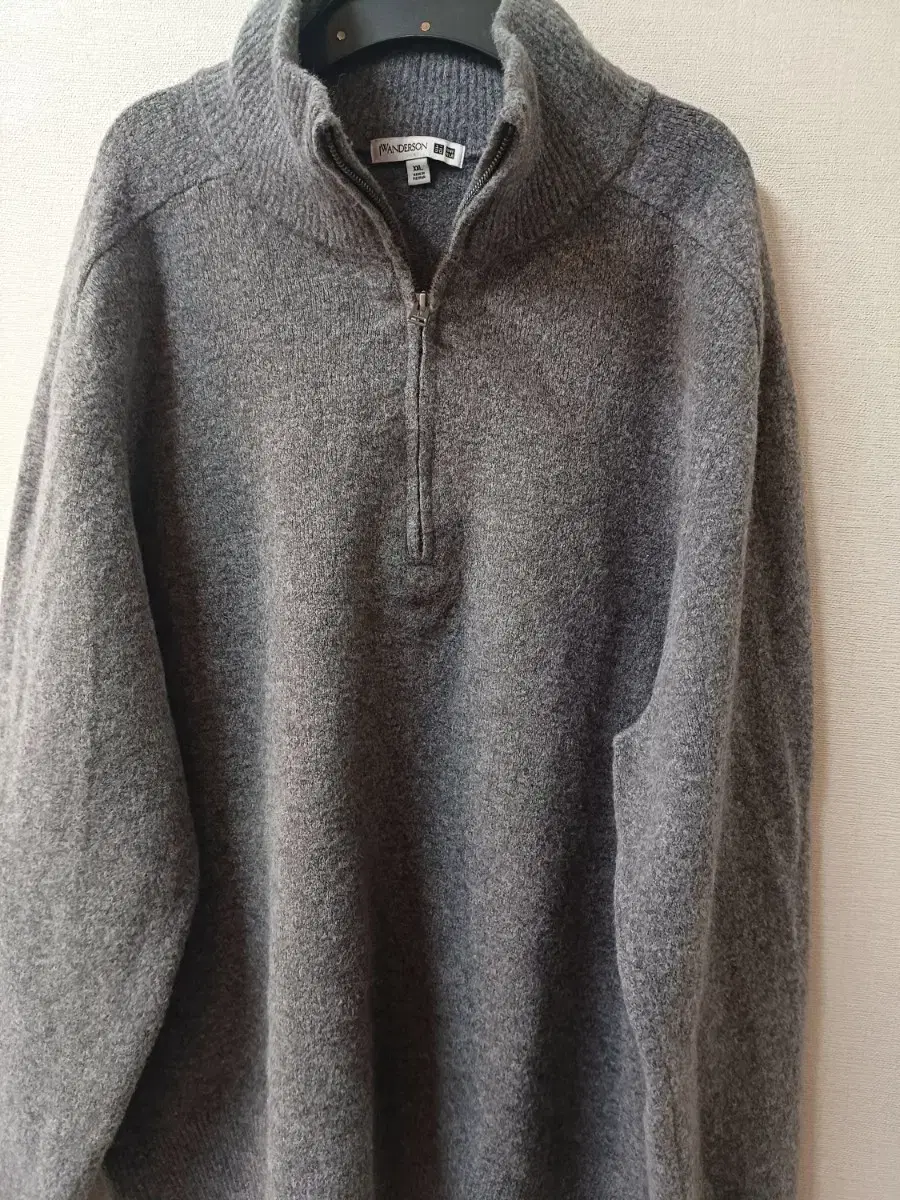 UNIQLO JWA Half Zip XL(105~110)