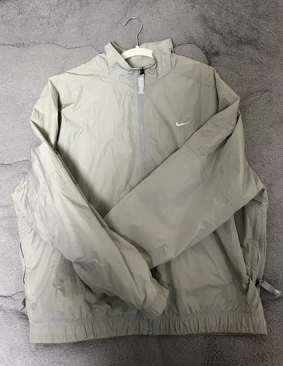 Nike NRG Track Jacket L Light Smoke Gray