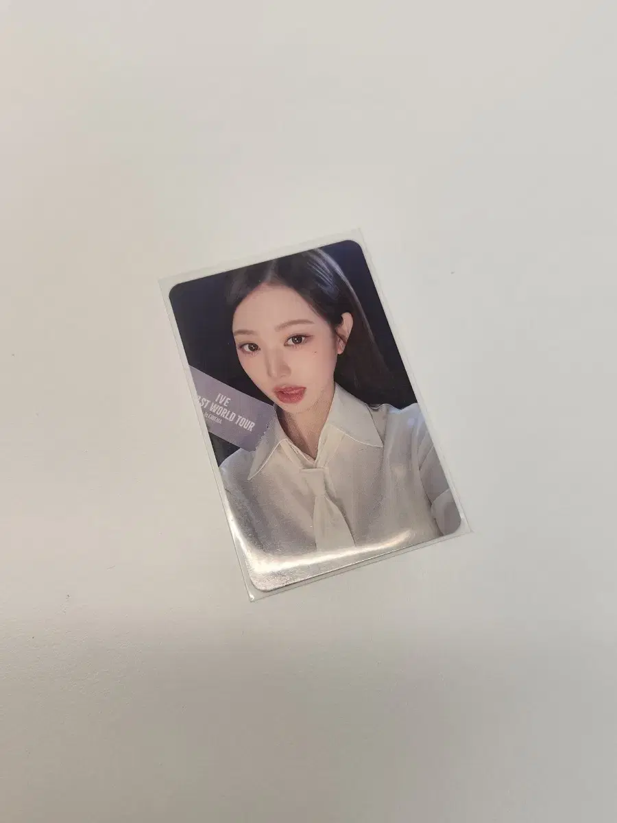 ive jang wonyoung worldtour in cinema pop up photosets photocard unreleased photocard wts sells