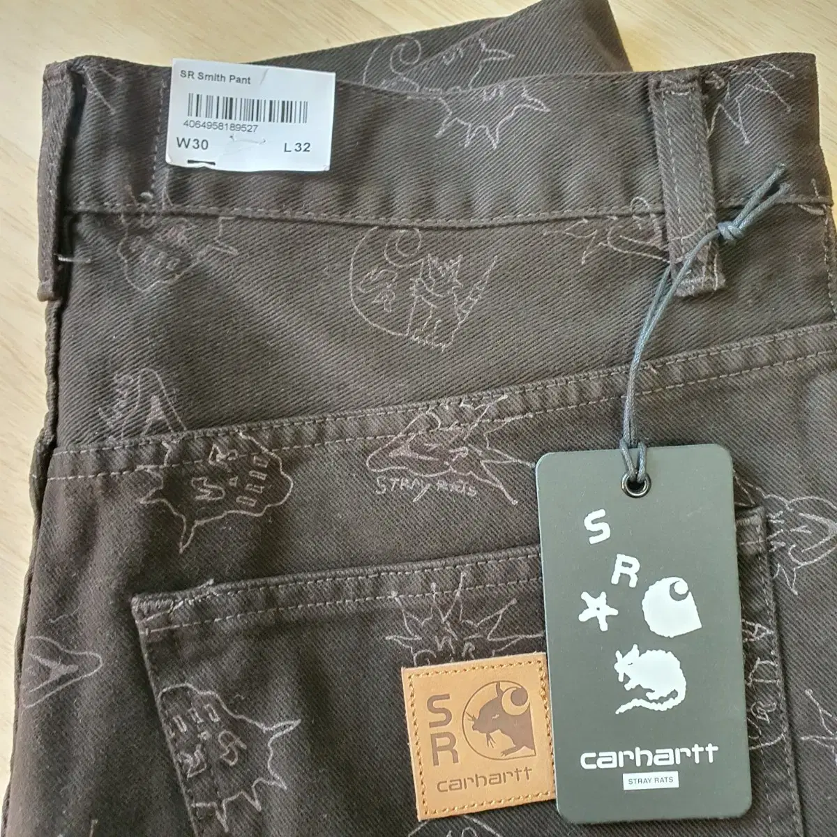 CARHARTT X STRAY RATS Pants in Brown