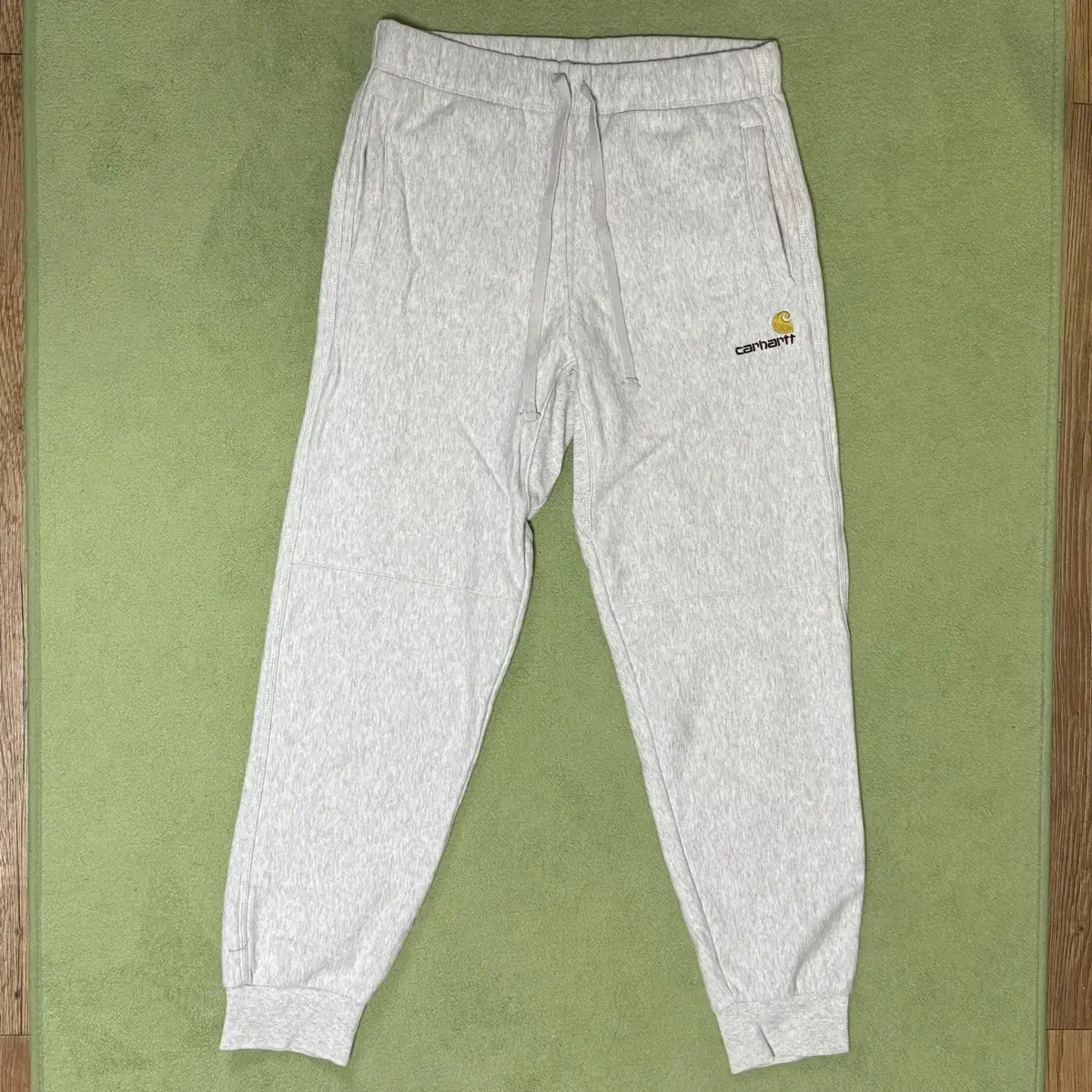 Calhartweep American Script Jogging Pants in Melange Gray