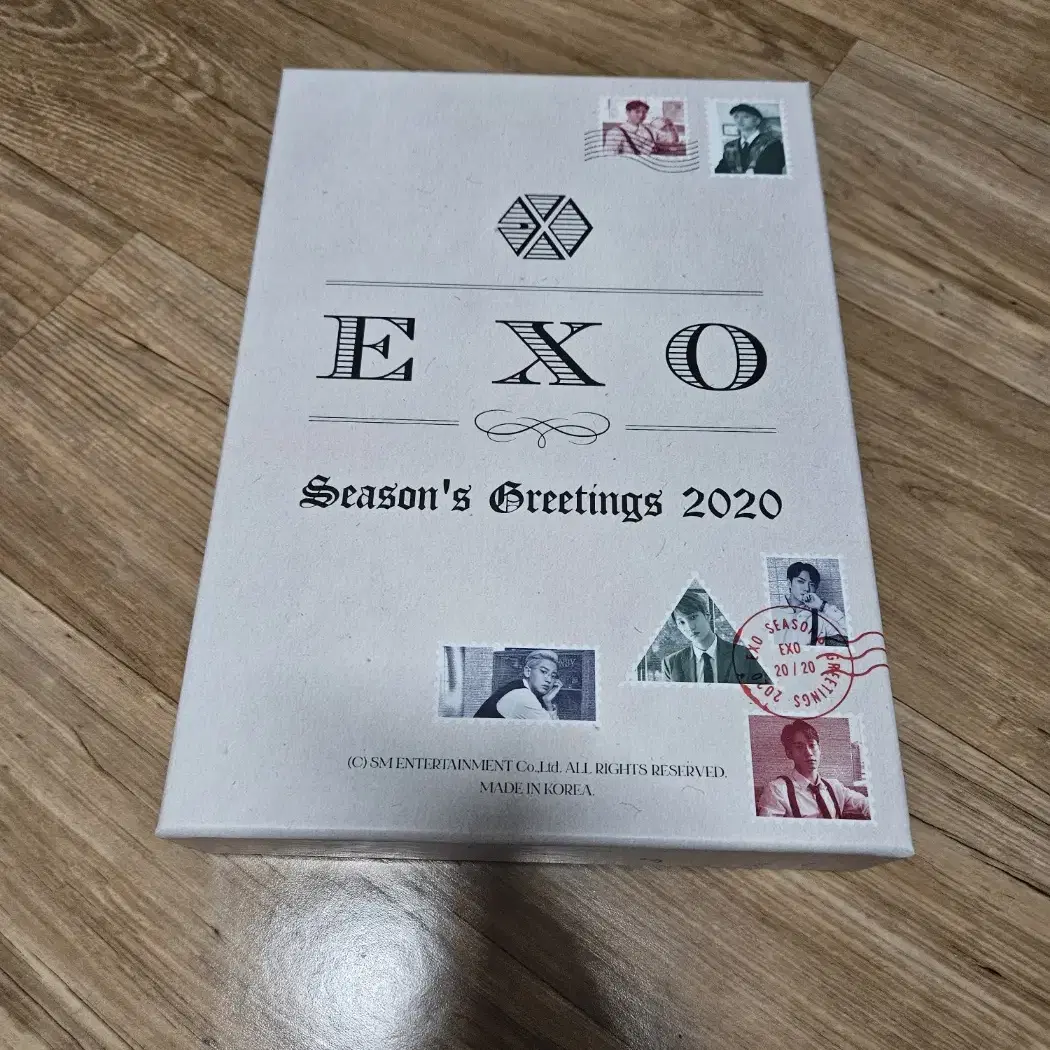 엑소 2020 시즌그리팅  모든구성 + 특전 손거울  일괄 판매합니다~!