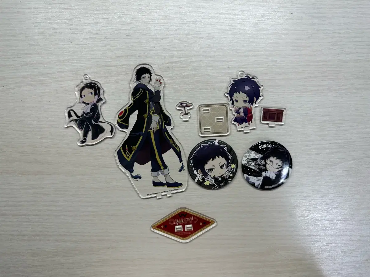 Moonhorse Traydogs Akutagawa Goods bulk acrylic stand keyring Canbadge