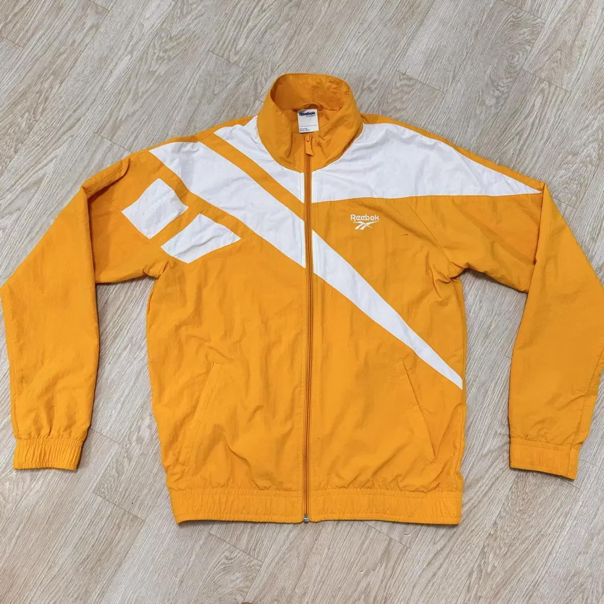 Reebok Windbreaker L