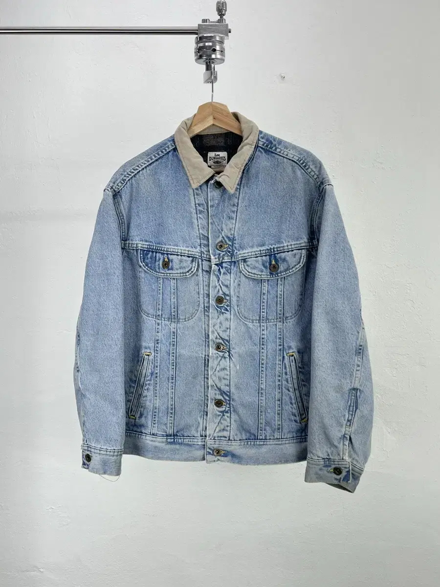 Lee Dungreeze Light Blue Double Pocket Denim Jacket