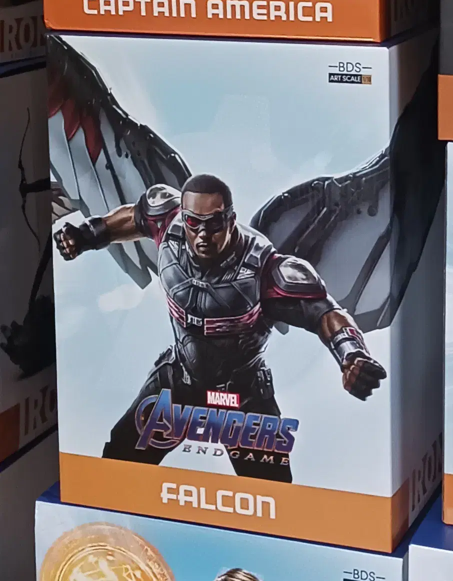 Iron Studios 1/10 Avengers Endgame Falcon Figure