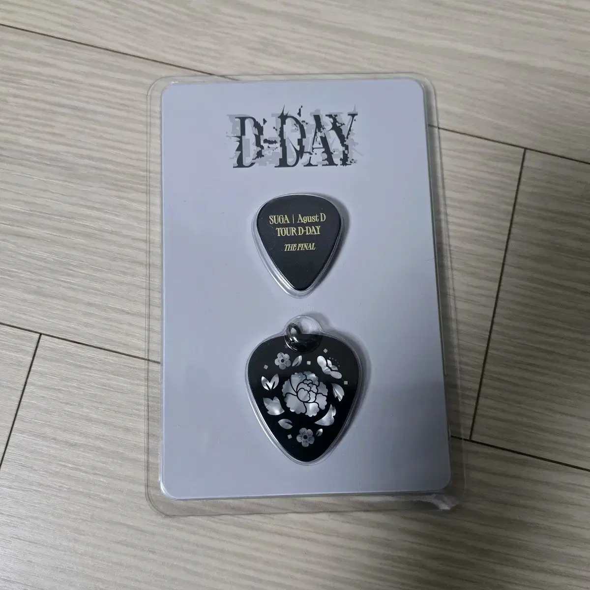 BTS suga augustd Deepakorn Guitar Peak (unsealed, brand new)