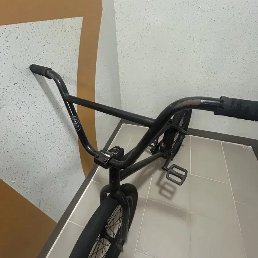 킨크 런치 bmx