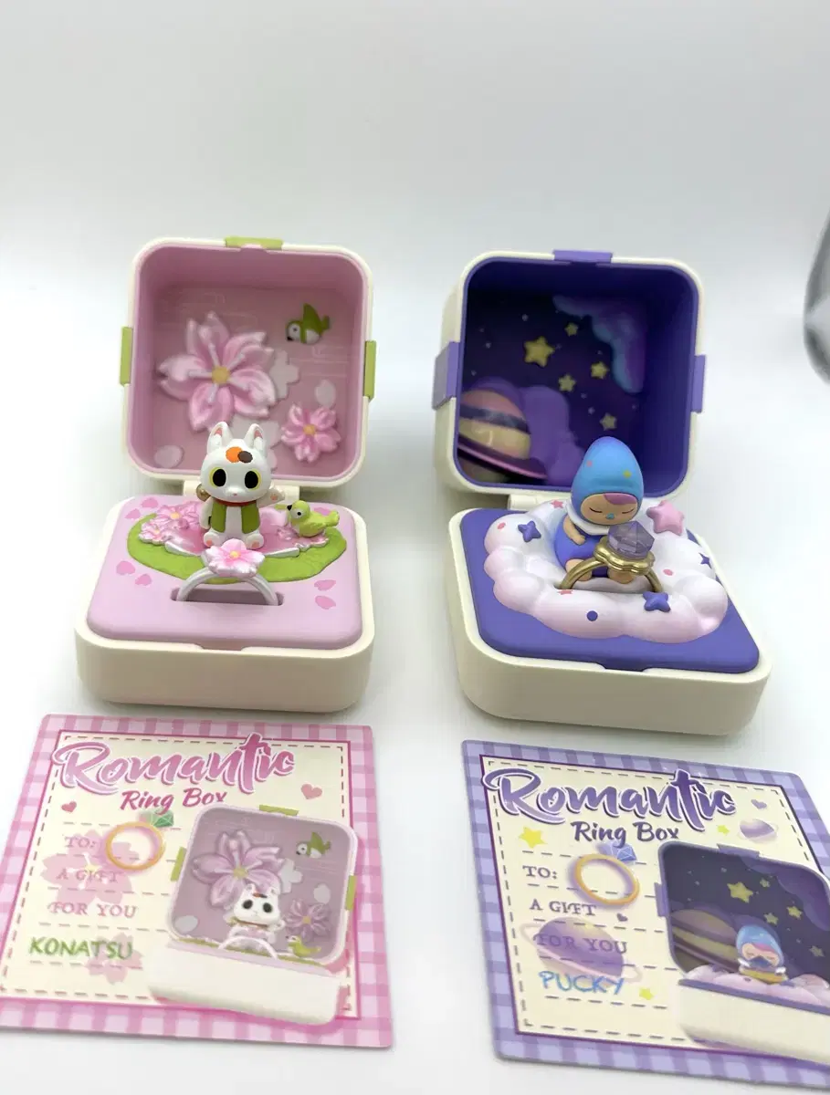 Pookie Cat Romantic Proposal Ring / Pop Mart Figures Pookie