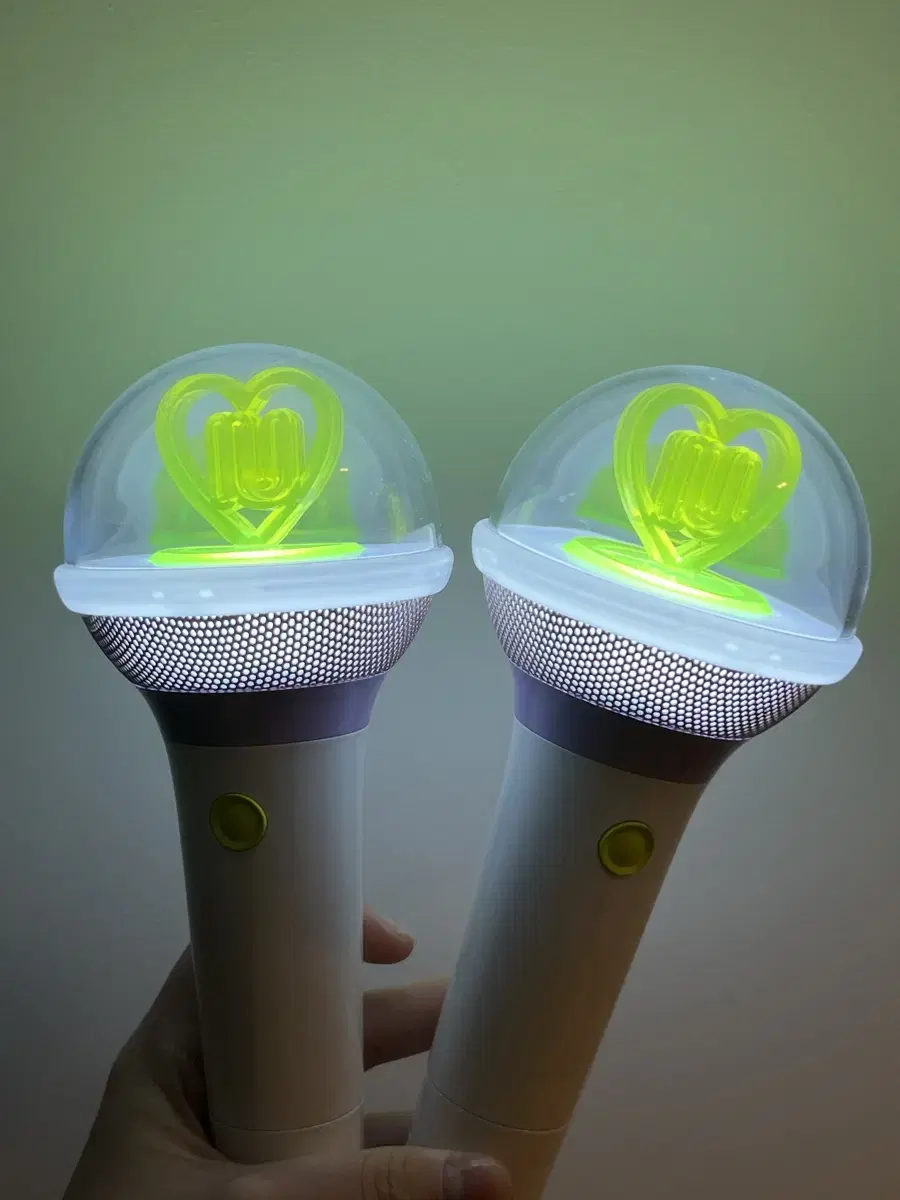 iu lightstick light sick ver.3 ballcap keyring