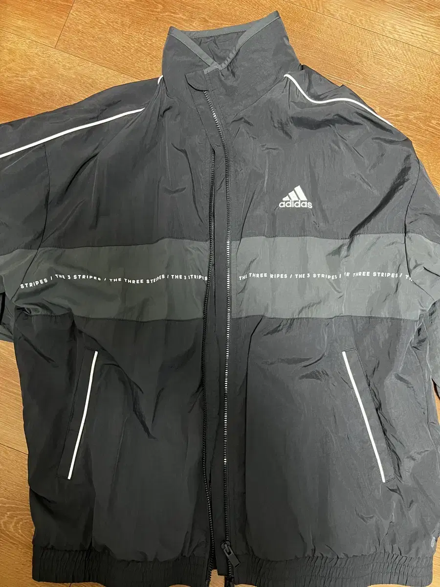 Adidas Windrunner