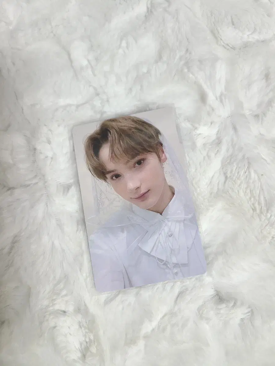 Quick sale|Txt hueningkai photocard Shabatu