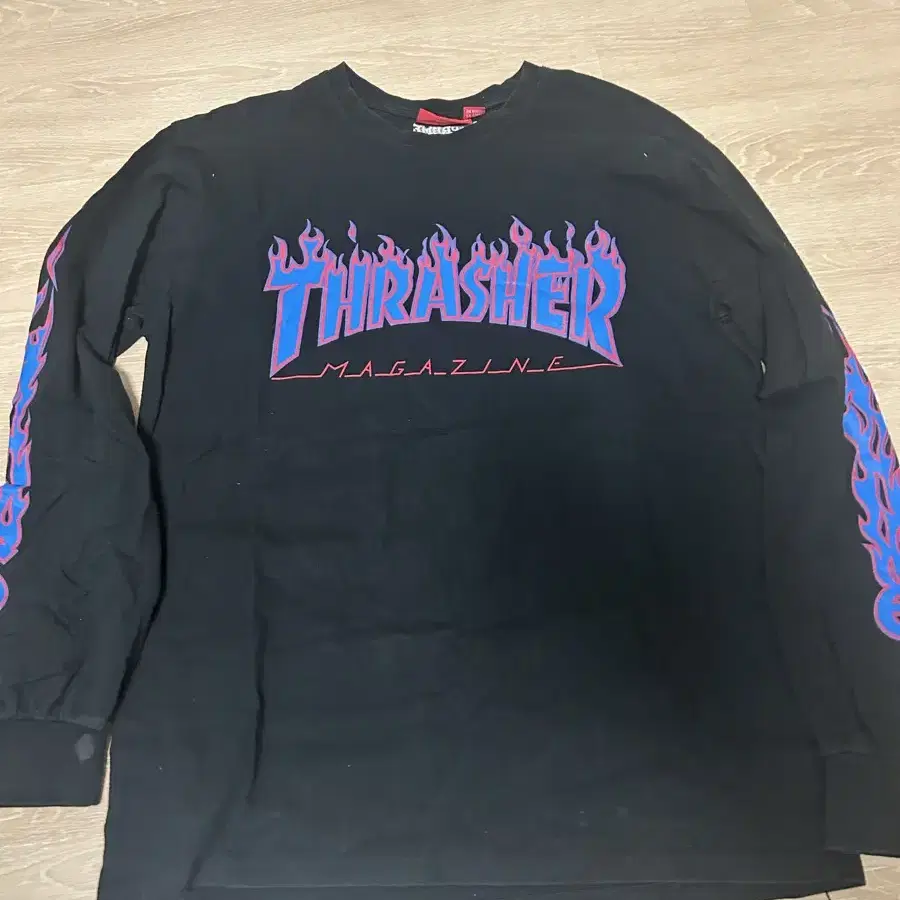 SUPREME x Thrasher 불꽃티셔츠 xl