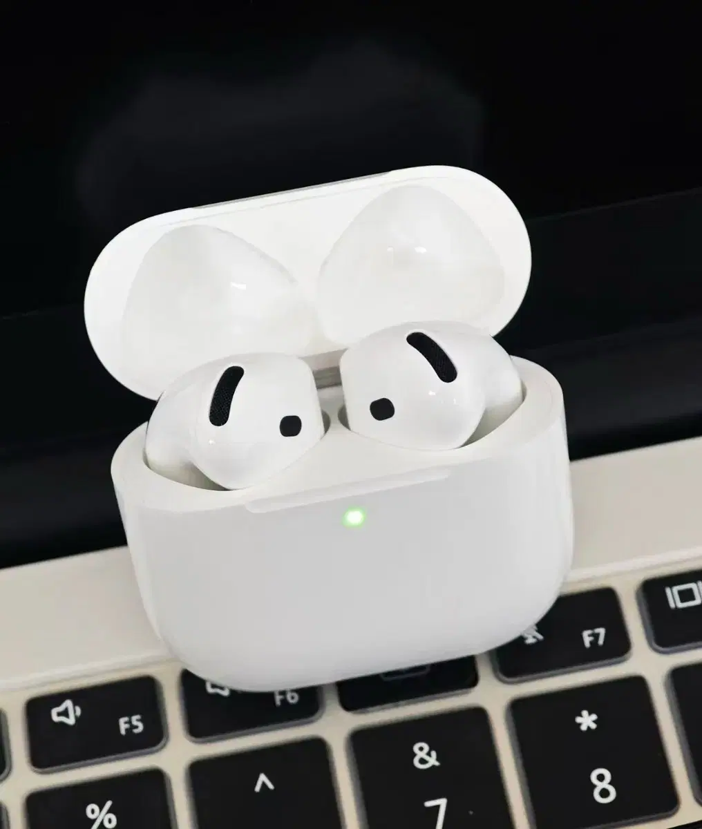 Apple Airpods 4세대 반 인이어 타입 리얼 무선 노이즈 감소