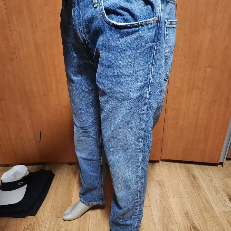 LEVIS502리바이스502스판청바지32입니다