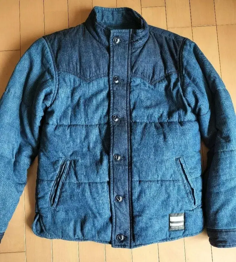 Momotarojin denim down jacket