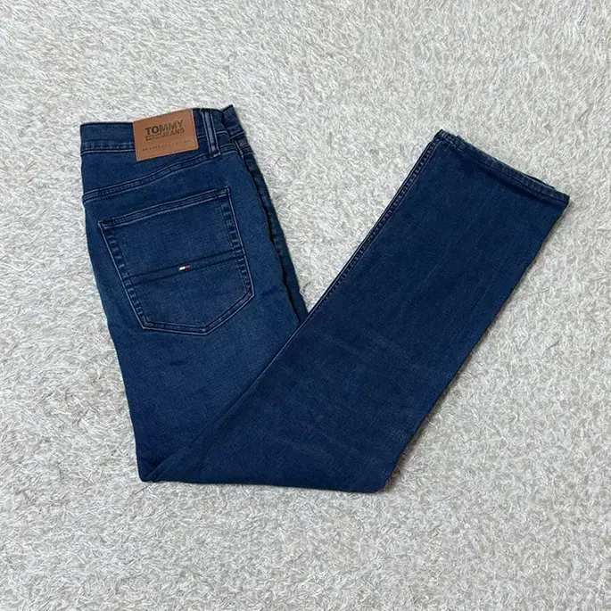 32)Tommy Jins Slim Fit Span Denim Pants