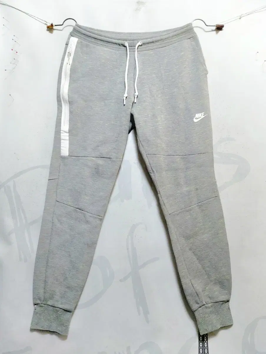 Nike Sweatpants 30-32/Trackpants Jogger Pants