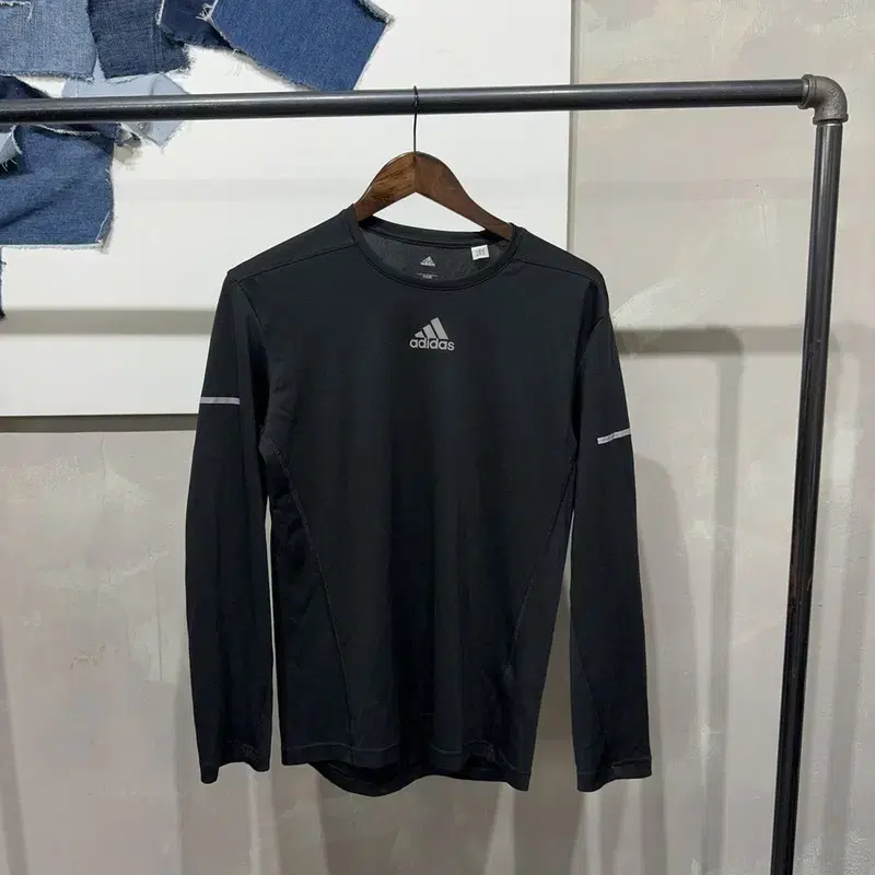 (95) adidas Athletic Sports Performance Long Sleeve Tee