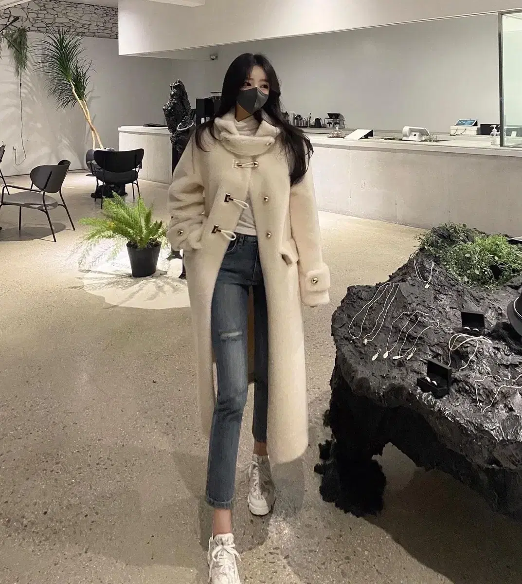 OOTD(오오티디)리얼양털롱무스탕/에이블리