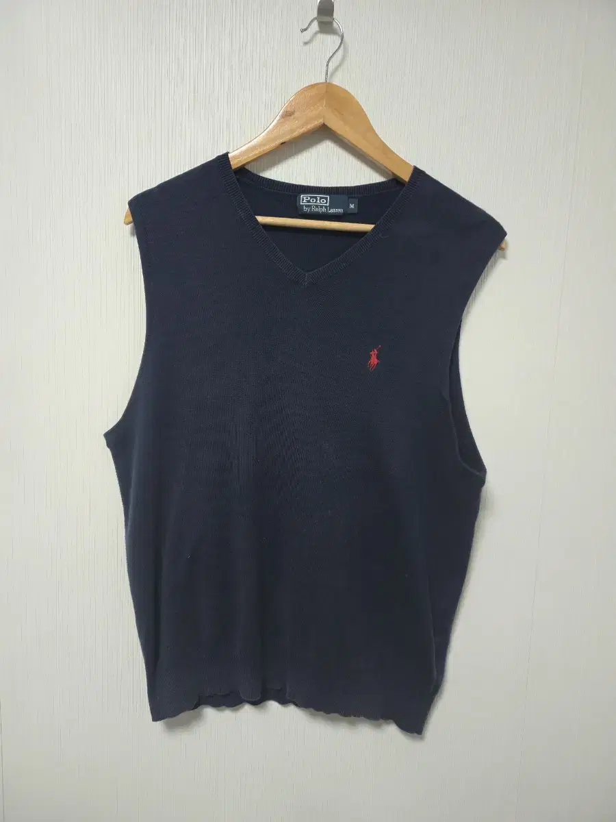 Polo knit vest size M