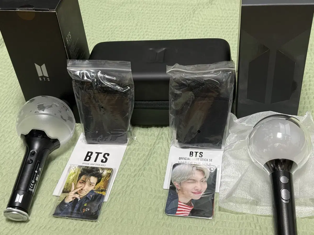 BTS lightstick (Amibam) old version, version 3/ lightstick sells case